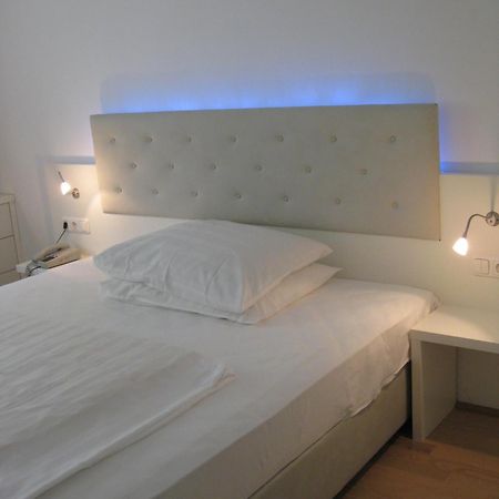 Dom Hotel Linz Extérieur photo