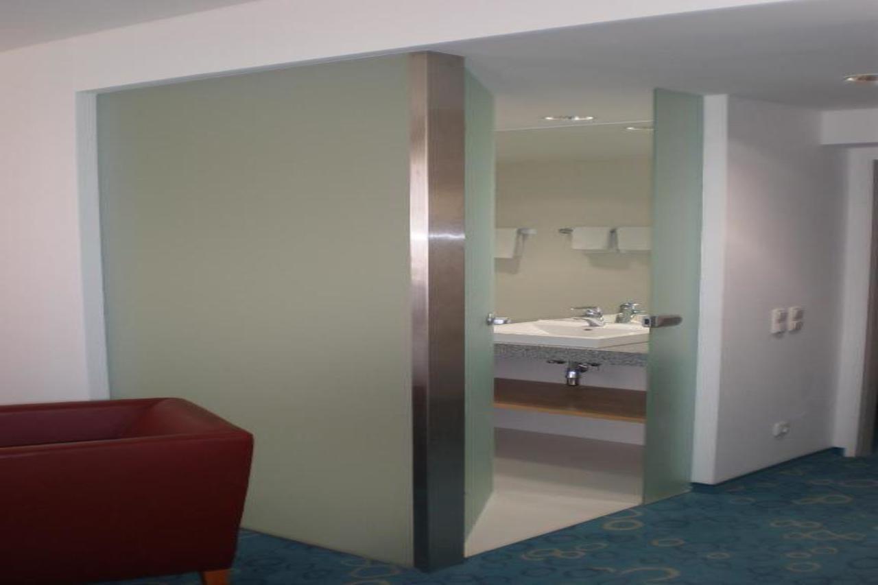 Dom Hotel Linz Extérieur photo