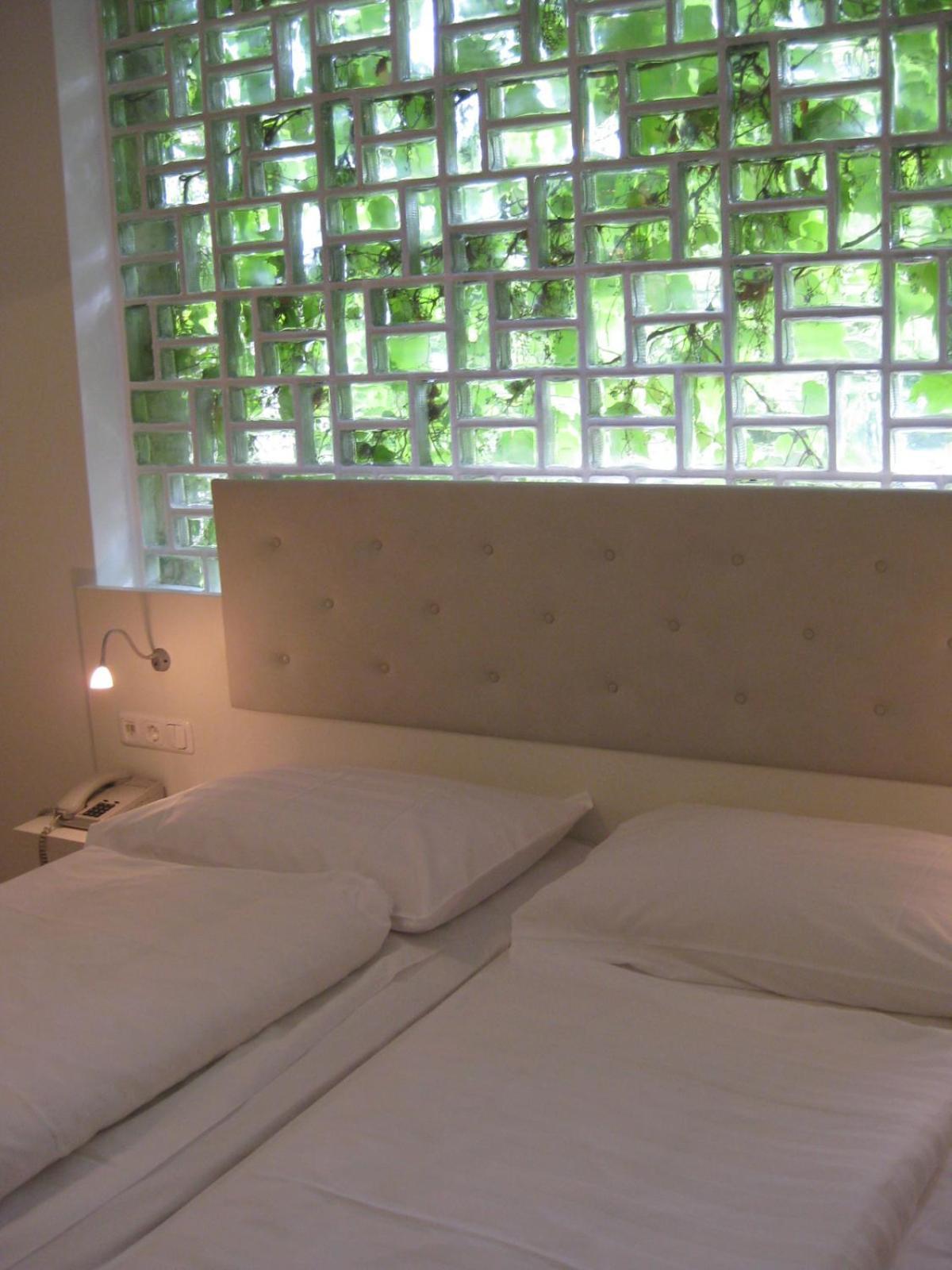 Dom Hotel Linz Extérieur photo