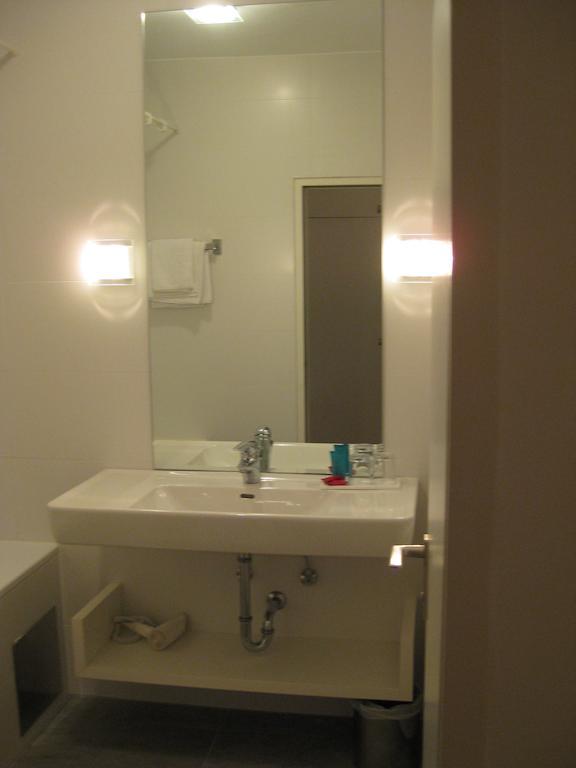 Dom Hotel Linz Extérieur photo