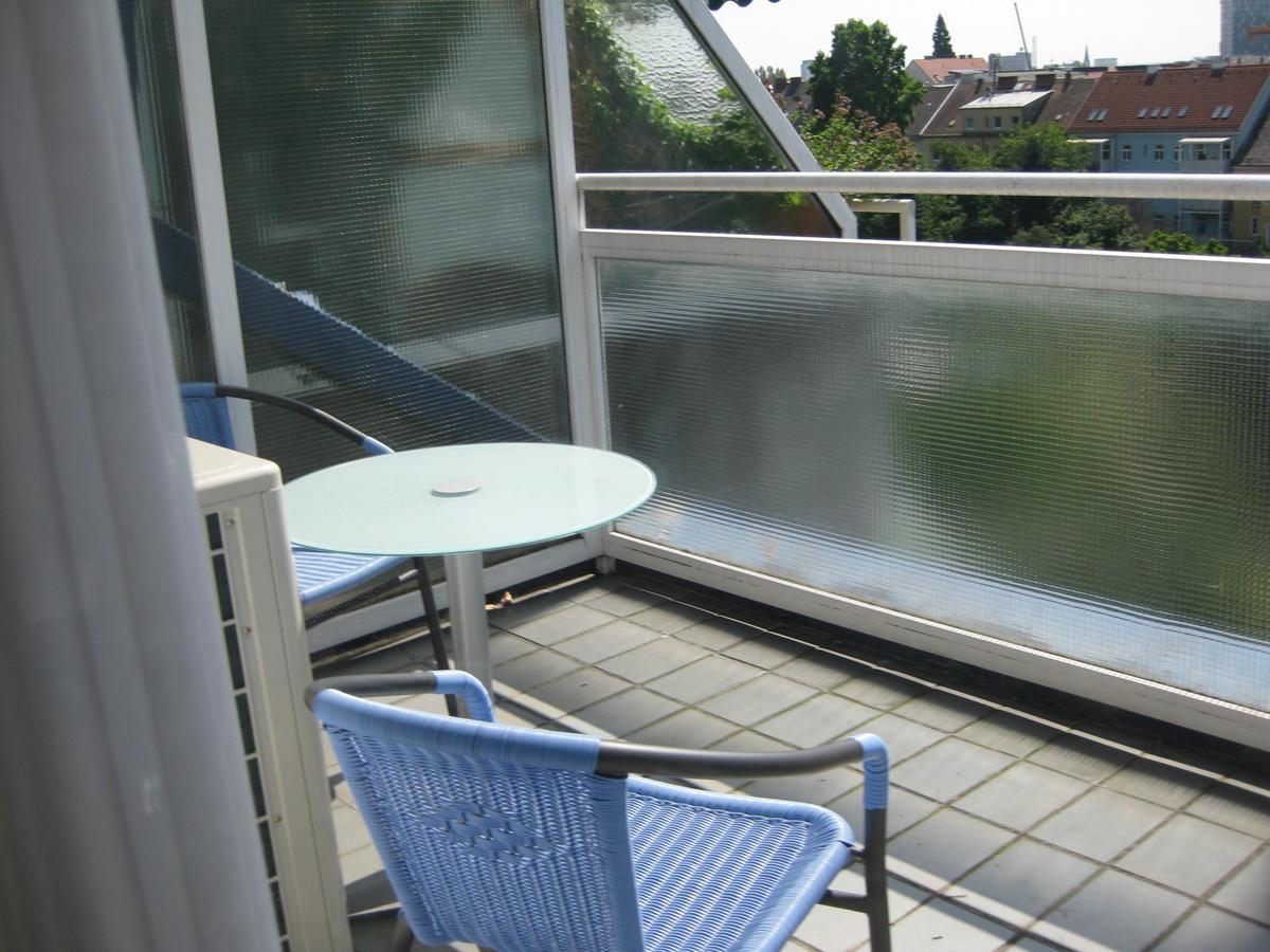 Dom Hotel Linz Extérieur photo