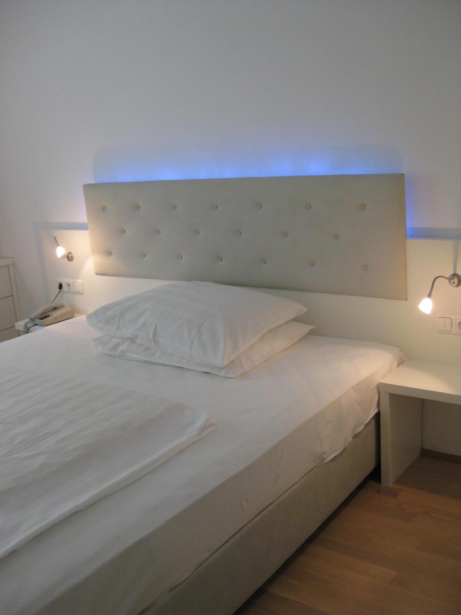 Dom Hotel Linz Extérieur photo