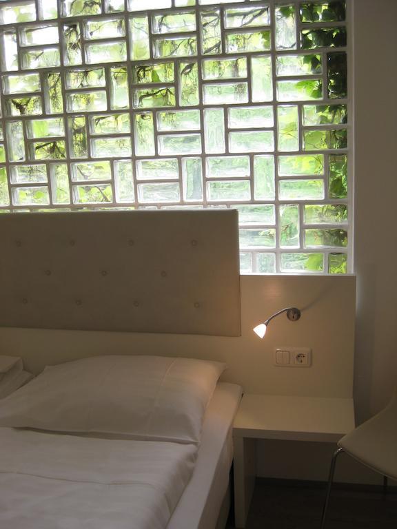 Dom Hotel Linz Extérieur photo